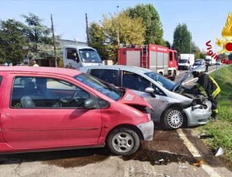 Incidente stradale a Campagnola: scontro tra due auto, quattro persone ferite