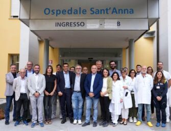Castelnovo Monti, de Pascale in visita all’ospedale Sant’Anna per il punto sui lavori