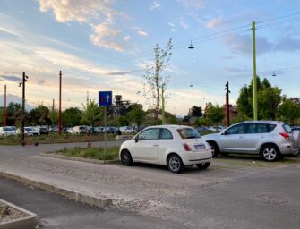 Reggio. Furti sulle auto in sosta, in piazzale Europa arrivano gli street tutor
