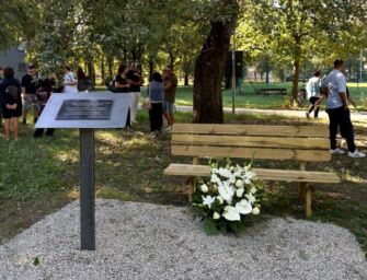 A Reggio una targa e una panchina per Raffaele Stipa: “Esempio per la comunità”