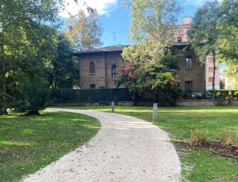 Reggio, al parco Cervi al via i lavori di riqualificazione di verde, percorsi pedonali e aree gioco