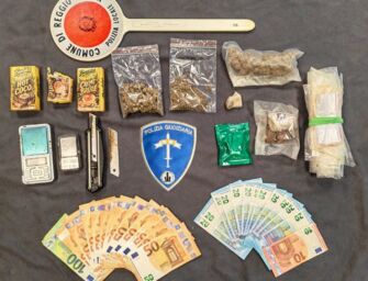 Reggio. Spaccia nel parco, ha oltre tre etti di hashish e marijuana: arrestato
