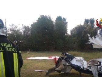 Scontro in volo tra due ultraleggeri a Sassuolo, uno precipita: ferito il pilota